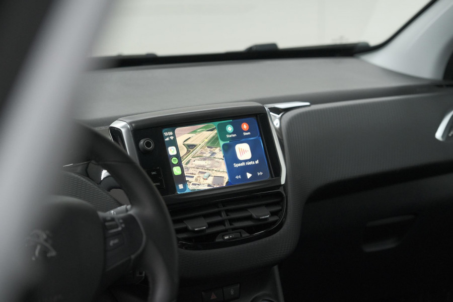 Peugeot 2008 PureTech 110 Blue Lion | Trekhaak | Apple Carplay | Parkeersensoren