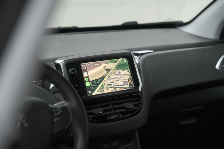 Peugeot 2008 PureTech 110 Blue Lion | Trekhaak | Apple Carplay | Parkeersensoren