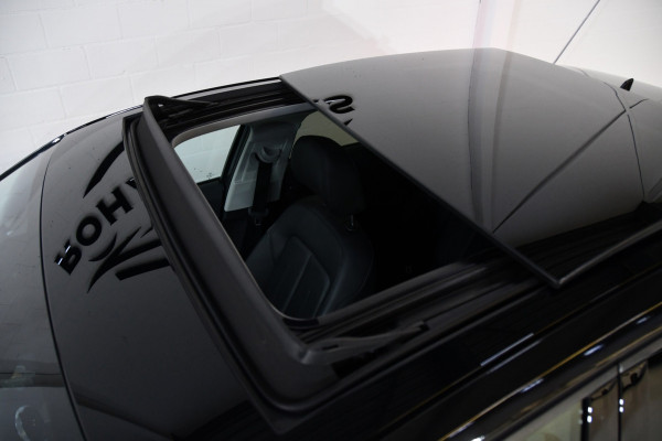 Audi Q2 35 TFSI S-Line, Pano, Camera, Navi