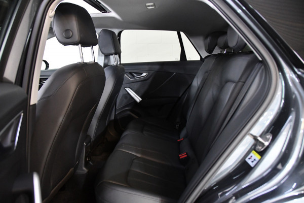 Audi Q2 35 TFSI S-Line, Pano, Camera, Navi