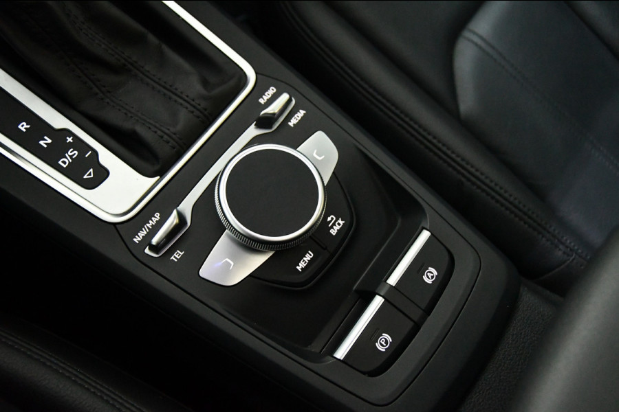 Audi Q2 35 TFSI S-Line, Pano, Camera, Navi