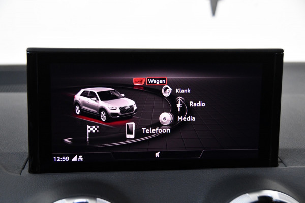 Audi Q2 35 TFSI S-Line, Pano, Camera, Navi