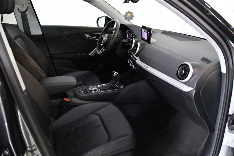 Audi Q2 35 TFSI S-Line, Pano, Camera, Navi