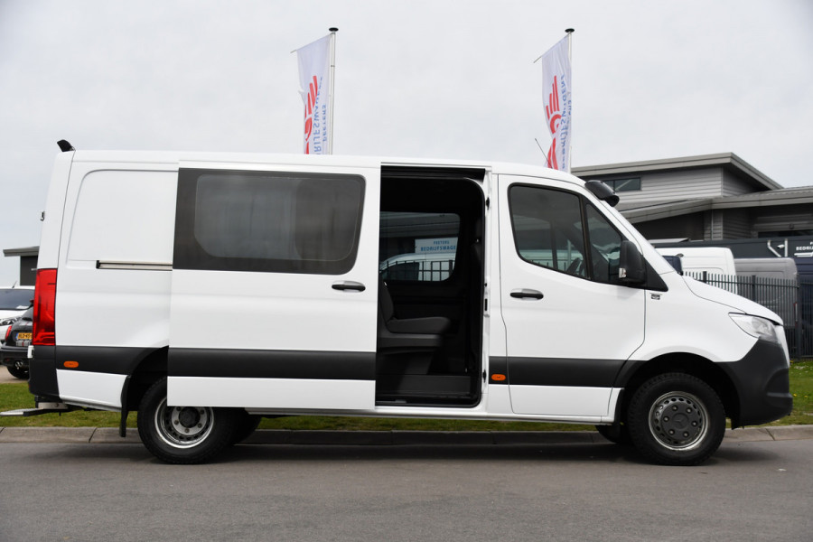 Mercedes-Benz Sprinter 516 2.2 CDI L2H1 DC PB Edition N1! Camera, Cruise, Carplay, 3500kg Trekhaak, Stoelverwarming, 164pk, geveerde stoel, Uniek!