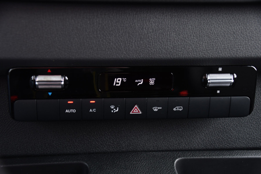 Mercedes-Benz Sprinter 516 2.2 CDI L2H1 DC PB Edition N1! Camera, Cruise, Carplay, 3500kg Trekhaak, Stoelverwarming, 164pk, geveerde stoel, Uniek!