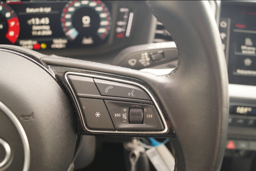 Audi A1 Sportback 25 TFSI 95pk Advanced -ECC-NAVI-PDC-