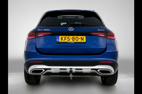 Mercedes-Benz GLC 300 e 4MATIC Plug-In Hybride Panorama Schuif-Kanteldak | Trekhaak | Memory Pakket | Stoel en Stuurverwarming. Inclusief 24 maanden MB Certified garantie voor Europa.