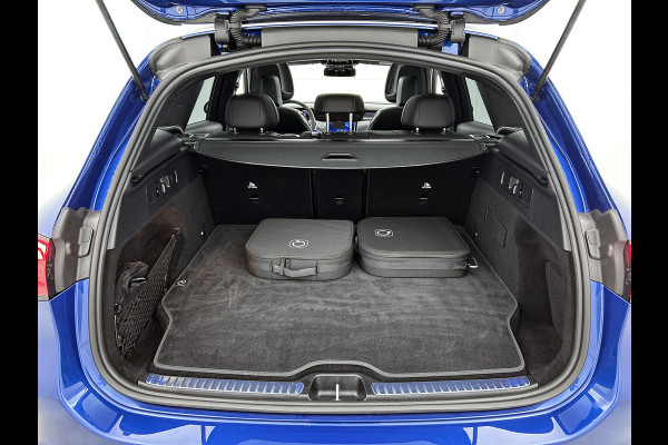 Mercedes-Benz GLC 300 e 4MATIC Plug-In Hybride Panorama Schuif-Kanteldak | Trekhaak | Memory Pakket | Stoel en Stuurverwarming. Inclusief 24 maanden MB Certified garantie voor Europa.