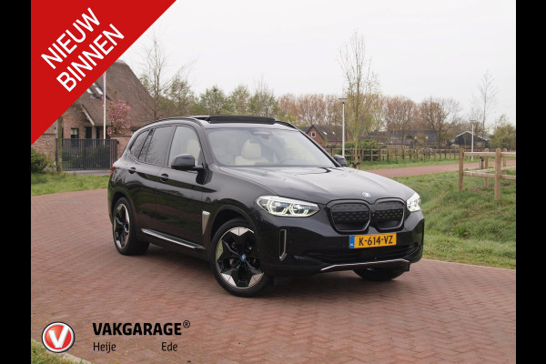 BMW iX3 High Executive 80 kWh | Panoramadak | Trekhaak | Head-Up Display | 360 Camera | Harman Kardon | Sfeerverlichting |