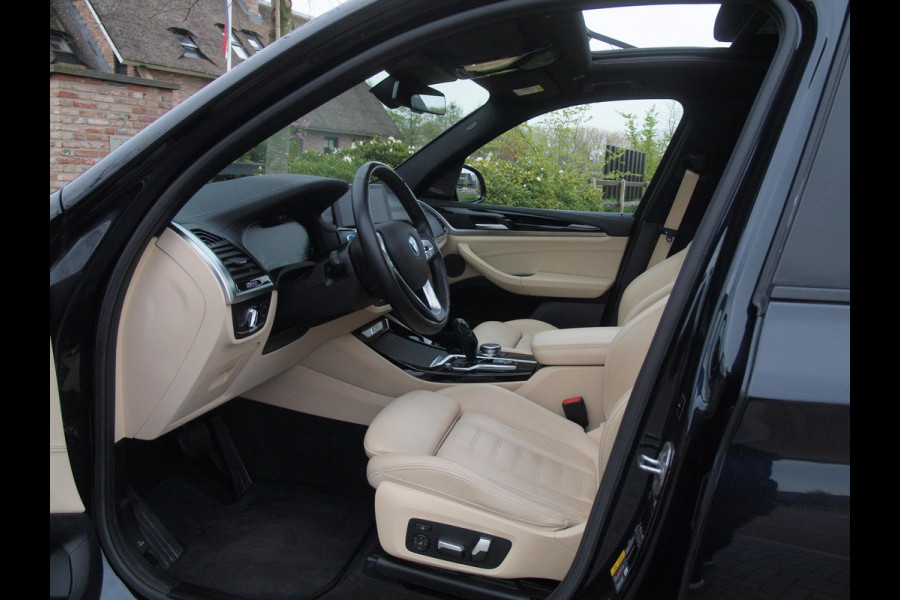 BMW iX3 High Executive 80 kWh | Panoramadak | Trekhaak | Head-Up Display | 360 Camera | Harman Kardon | Sfeerverlichting |