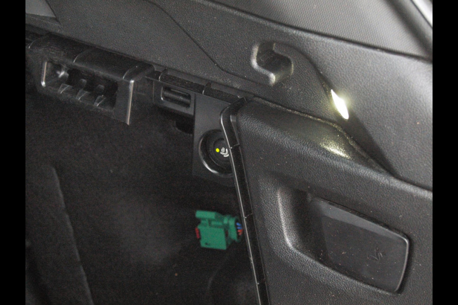 BMW iX3 High Executive 80 kWh | Panoramadak | Trekhaak | Head-Up Display | 360 Camera | Harman Kardon | Sfeerverlichting |