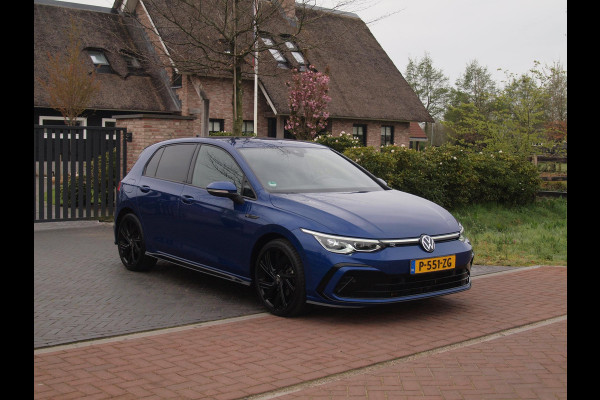 Volkswagen Golf 1.5 eTSI R-Line | Camera | Sfeerverlichting | Apple Carplay | Virtual Cockpit |