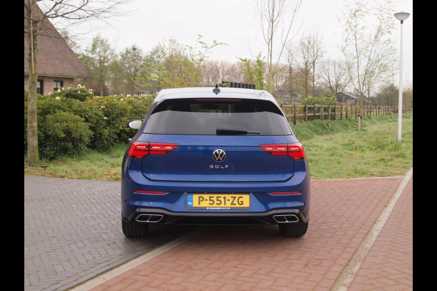 Volkswagen Golf 1.5 eTSI R-Line | Camera | Sfeerverlichting | Apple Carplay | Virtual Cockpit |