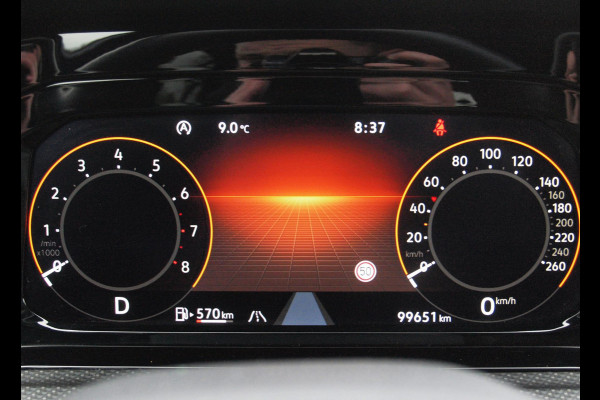 Volkswagen Golf 1.5 eTSI R-Line | Camera | Sfeerverlichting | Apple Carplay | Virtual Cockpit |
