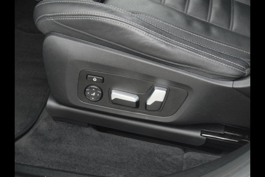 BMW iX3 High Executive 80 kWh | Panoramadak | Trekhaak | Head-Up Display | 360 Camera | Harman Kardon | Sfeerverlichting |