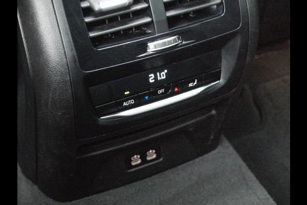 BMW iX3 High Executive 80 kWh | Panoramadak | Trekhaak | Head-Up Display | 360 Camera | Harman Kardon | Sfeerverlichting |