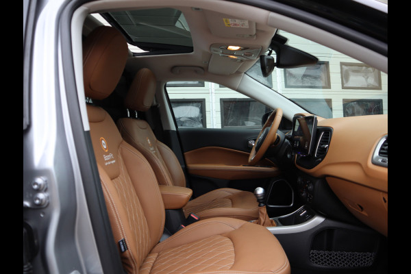 Jeep Compass 1.4 MultiAir 141pk Trailhawk - Grijs kenteken - Pano - Cruise