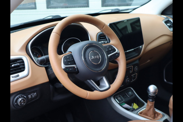 Jeep Compass 1.4 MultiAir 141pk Trailhawk - Grijs kenteken - Pano - Cruise