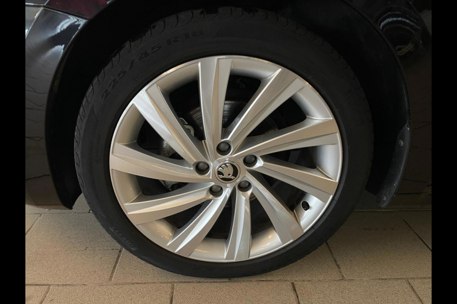 Škoda Octavia Combi 1.0 e-TSI Business Edition AUTOMAAT PANO NAVI CRUISEL BLUETOOTH ELEK RAMEN CENT VERG VELGEN NETTE AUTO