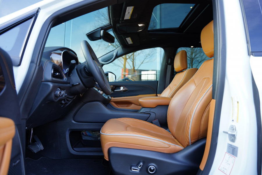 Chrysler Pacifica 3.6 V6 Hybrid Nieuwstaat Hybride