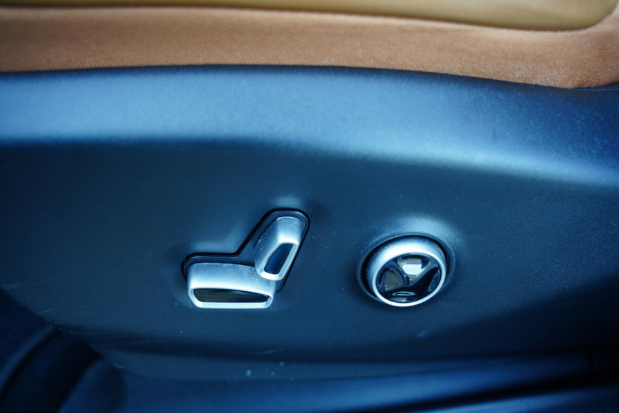 Chrysler Pacifica 3.6 V6 Hybrid Nieuwstaat Hybride