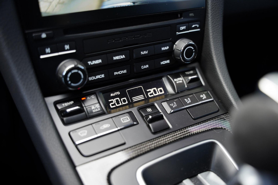 Porsche 911 4.0 GT3 JCR Exhaust / Manthey Onderstel / AP racing Remmen