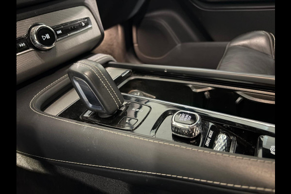 Volvo XC90 T8 Aut. R-Design ACC Luchtvering Leder Parkeercamera 390pk