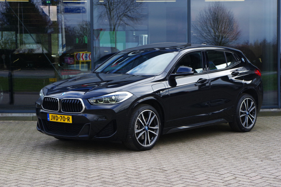 BMW X2 xDrive25e 220 PK High Executive M-Sport PHEV, Panoramadak, LED, Camera