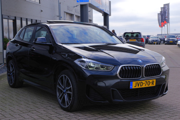 BMW X2 xDrive25e 220 PK High Executive M-Sport PHEV, Panoramadak, LED, Camera