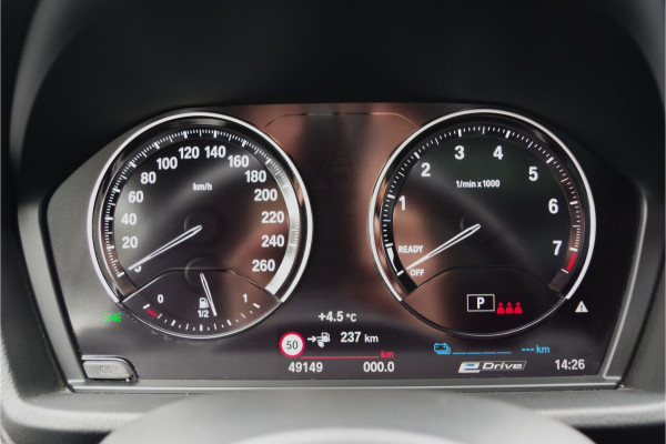 BMW X2 xDrive25e 220 PK High Executive M-Sport PHEV, Panoramadak, LED, Camera