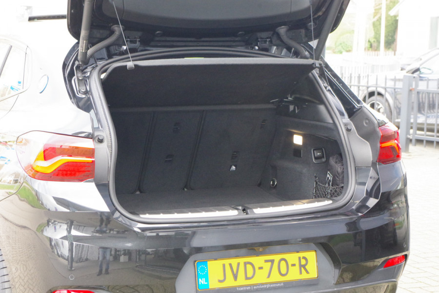 BMW X2 xDrive25e 220 PK High Executive M-Sport PHEV, Panoramadak, LED, Camera