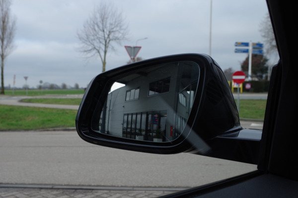 BMW X2 xDrive25e 220 PK High Executive M-Sport PHEV, Panoramadak, LED, Camera