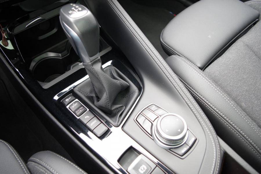 BMW X2 xDrive25e 220 PK High Executive M-Sport PHEV, Panoramadak, LED, Camera