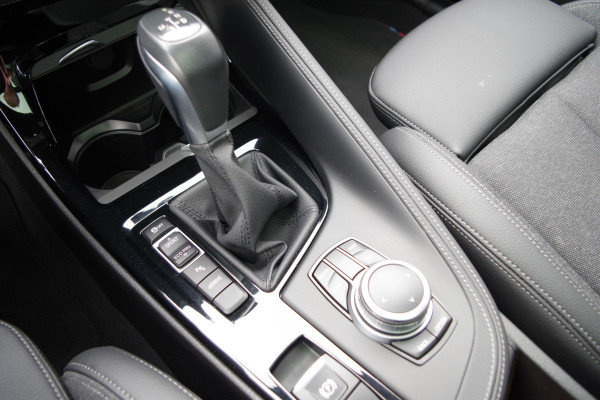 BMW X2 xDrive25e 220 PK High Executive M-Sport PHEV, Panoramadak, LED, Camera