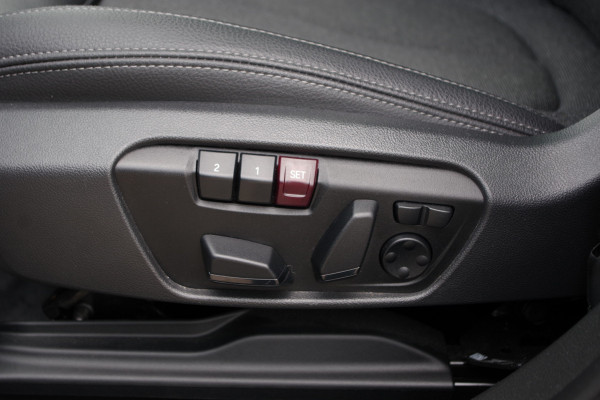 BMW X2 xDrive25e 220 PK High Executive M-Sport PHEV, Panoramadak, LED, Camera