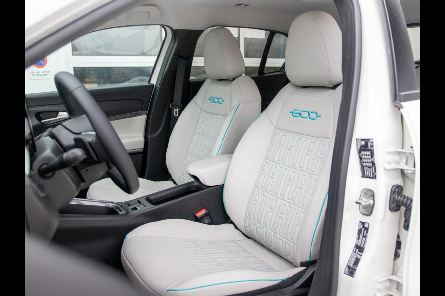 Fiat 600 1.2 Hybrid La Prima | 145 PK | Apple Carplay | Camera l El. Stoelen l Stoelverwarming