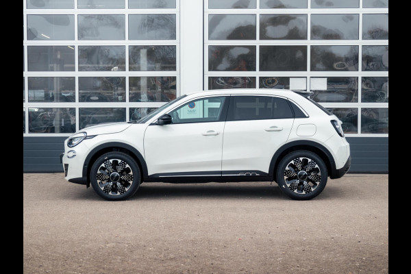 Fiat 600 1.2 Hybrid La Prima | 145 PK | Apple Carplay | Camera l El. Stoelen l Stoelverwarming