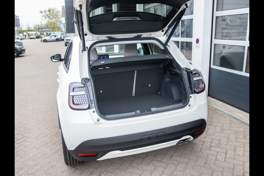 Fiat 600 1.2 Hybrid La Prima | 145 PK | Apple Carplay | Camera l El. Stoelen l Stoelverwarming