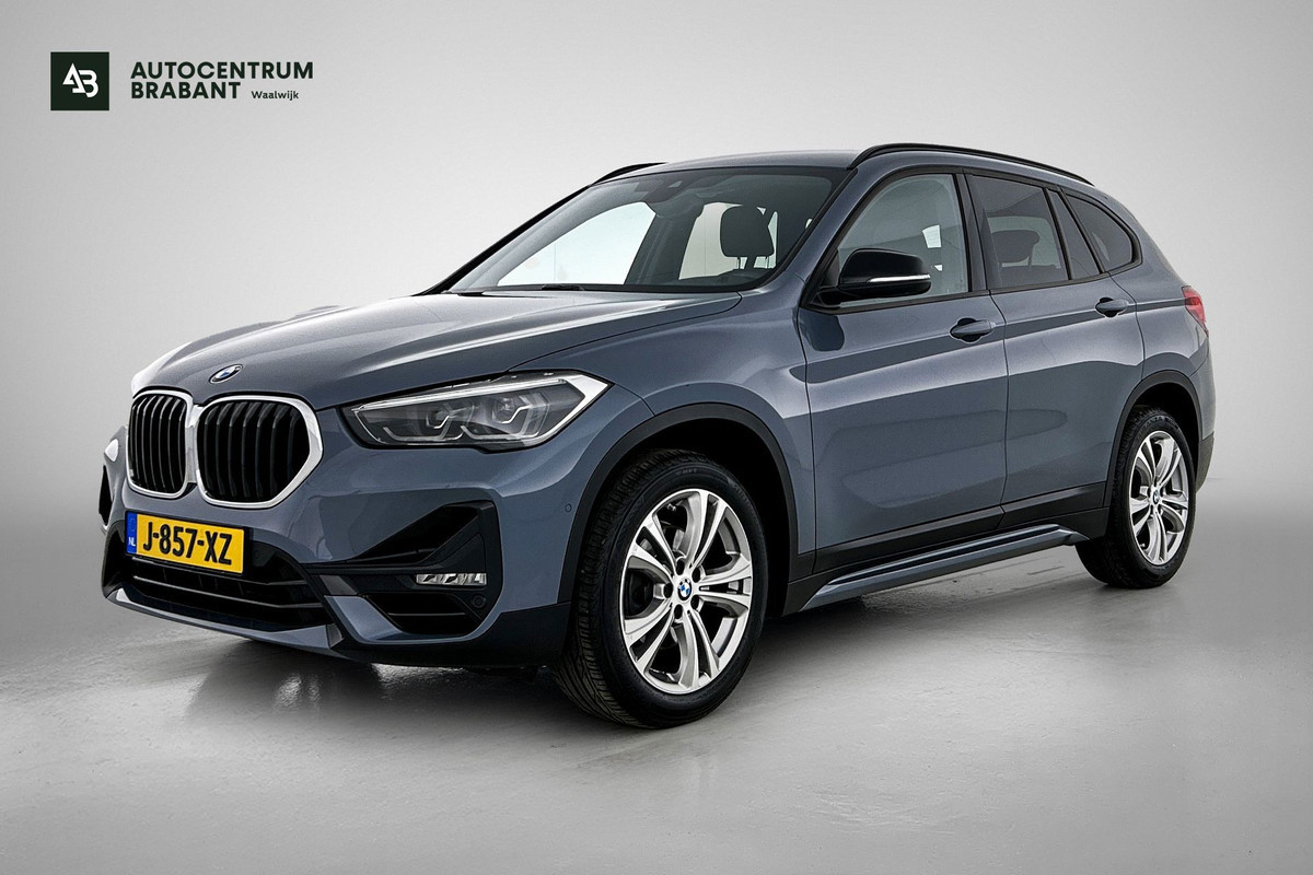 BMW X1 SDrive18i High Executive(Goed OnderH, Navi Pro, Camera, StoelV, Active Cruise, Lane Assist, Keyless, Etc)