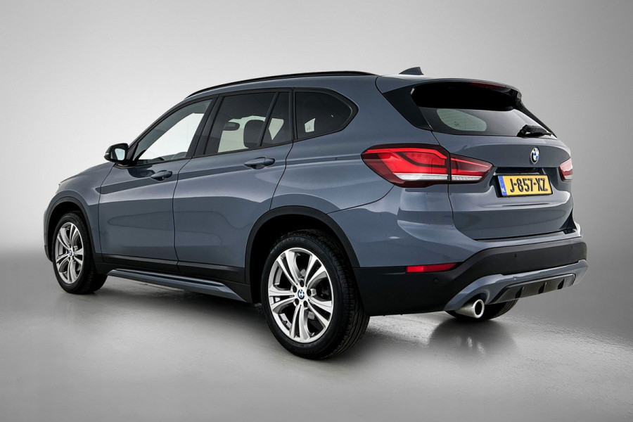 BMW X1 SDrive18i High Executive(Goed OnderH, Navi Pro, Camera, StoelV, Active Cruise, Lane Assist, Keyless, Etc)