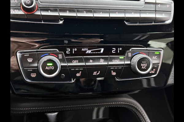 BMW X1 SDrive18i High Executive(Goed OnderH, Navi Pro, Camera, StoelV, Active Cruise, Lane Assist, Keyless, Etc)