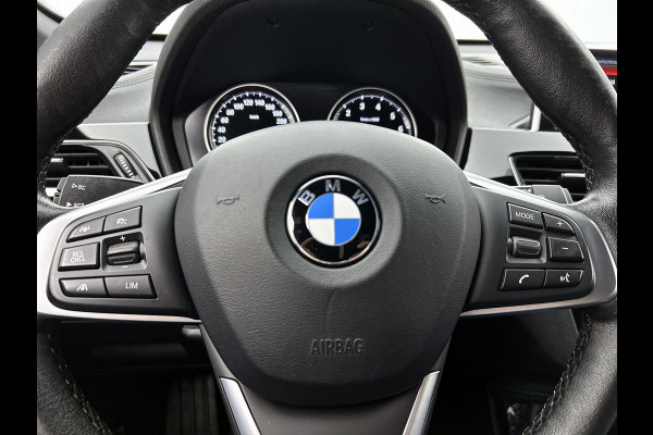 BMW X1 SDrive18i High Executive(Goed OnderH, Navi Pro, Camera, StoelV, Active Cruise, Lane Assist, Keyless, Etc)