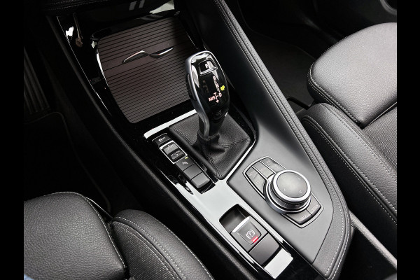 BMW X1 SDrive18i High Executive(Goed OnderH, Navi Pro, Camera, StoelV, Active Cruise, Lane Assist, Keyless, Etc)