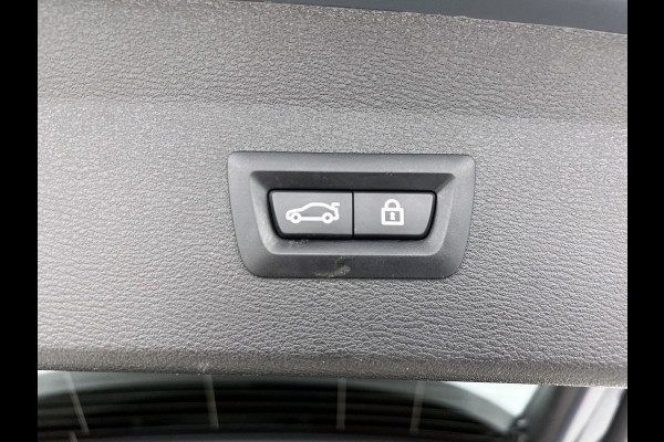 BMW X1 SDrive18i High Executive(Goed OnderH, Navi Pro, Camera, StoelV, Active Cruise, Lane Assist, Keyless, Etc)