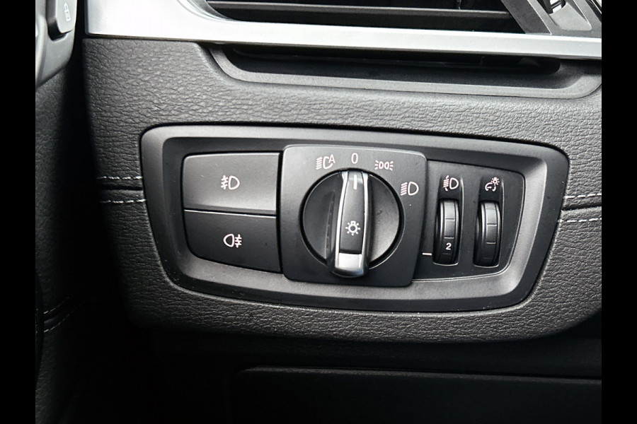BMW X1 SDrive18i High Executive(Goed OnderH, Navi Pro, Camera, StoelV, Active Cruise, Lane Assist, Keyless, Etc)