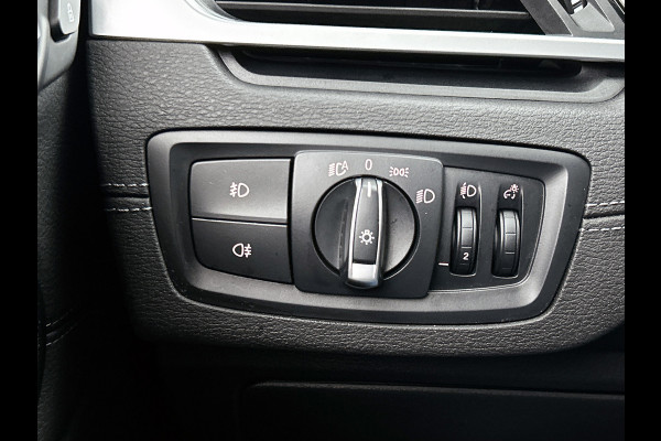 BMW X1 SDrive18i High Executive(Goed OnderH, Navi Pro, Camera, StoelV, Active Cruise, Lane Assist, Keyless, Etc)