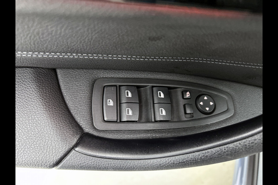 BMW X1 SDrive18i High Executive(Goed OnderH, Navi Pro, Camera, StoelV, Active Cruise, Lane Assist, Keyless, Etc)