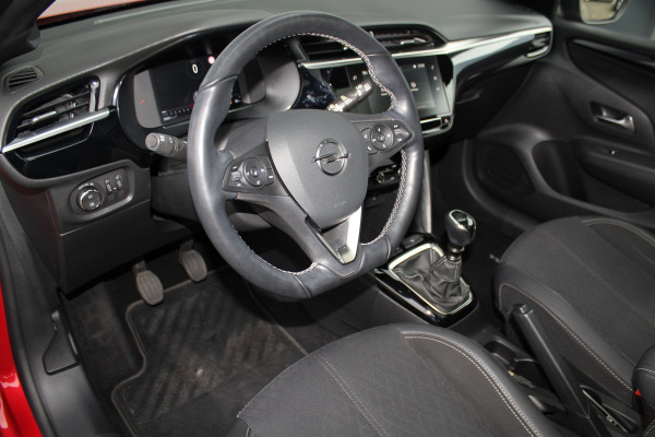 Opel Corsa 1.2-100 pk Turbo GS-Line. Erg mooie sportieve wagen, slechts 25.500km ! Panoramadak, Stoel- en stuurwielverwarming, Cruise Control, Climate Control, Apple CarPlay/Android auto, Camera, Dodehoek assistent