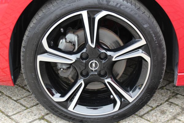 Opel Corsa 1.2-100 pk Turbo GS-Line. Erg mooie sportieve wagen, slechts 25.500km ! Panoramadak, Stoel- en stuurwielverwarming, Cruise Control, Climate Control, Apple CarPlay/Android auto, Camera, Dodehoek assistent