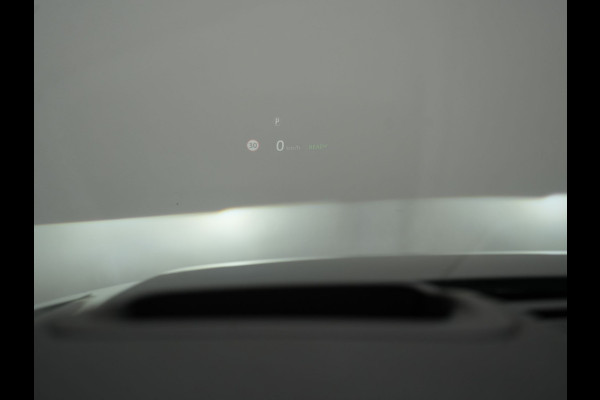 Land Rover Range Rover Evoque P300e AWD R-Dynamic PHEV 309pk | Panodak | 360 Camera | Adaptive Cruise | Head Up | Meridian Audio | Lederen Sportstoelen Memory & Verwarmd | Keyless | Apple Carplay | Sfeerverlichting | Navigatie | Virtual | DAB | Plug In Hybrid |